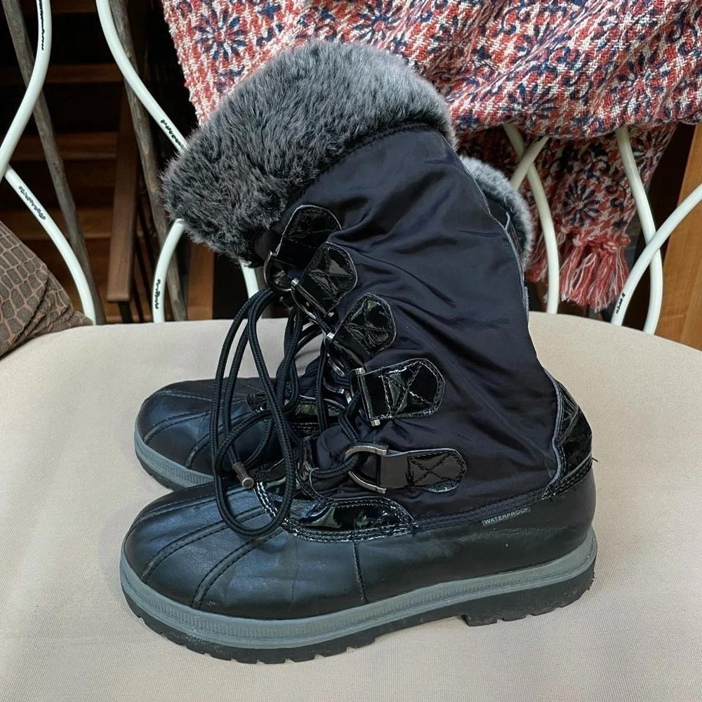 Khombu Faux Fur Trim Snow‎ Boots Black Size 9